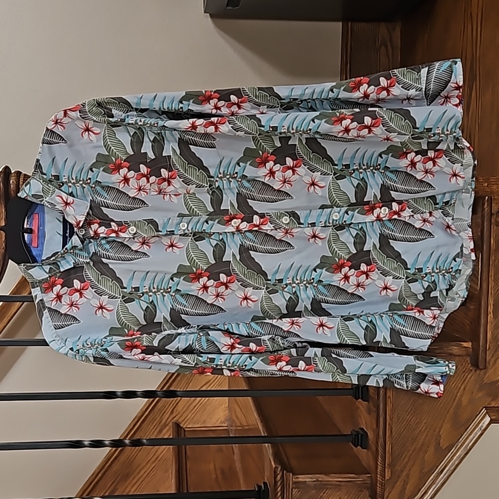 Tommy Bahama Long Sleeves Floral Casual Button Down Shirt